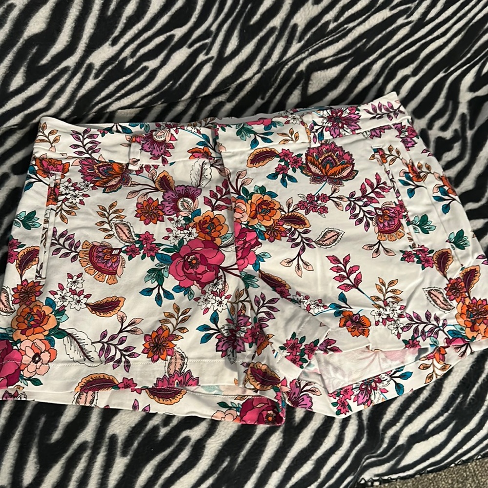 a.n.a. shorts